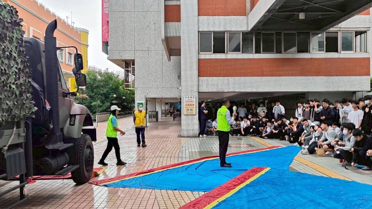 11410323114-1大型車視界死角暨內輪差實景實地體驗-1圖片