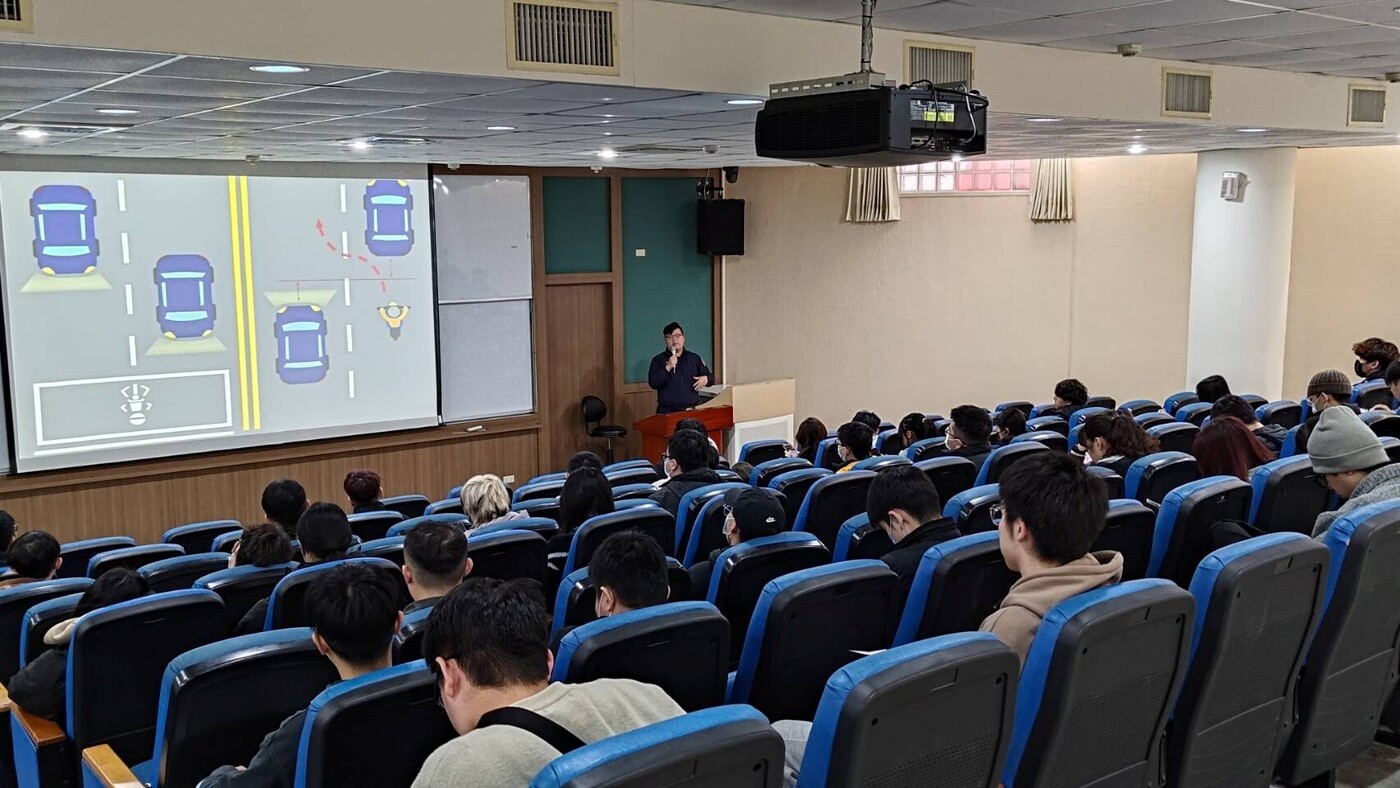 1140306擴大辦理交安宣導活動確保同學駕車安全性-4圖片